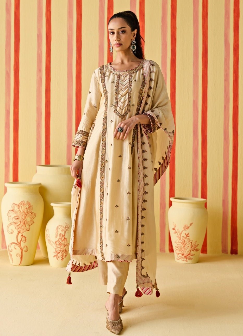 Beige Gold Silk Kurta Pants Set Studio Bagechaa - Fabilicious Fashion