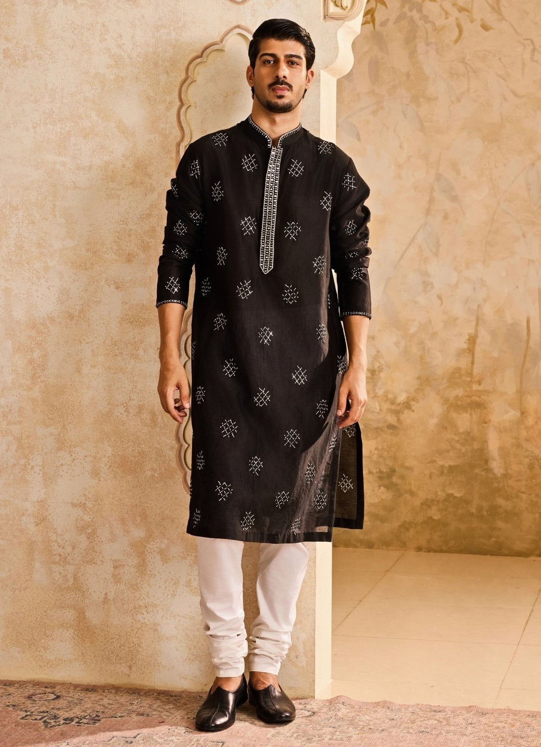 Black and Off White Chanderi Kurta Set Nitika Gujral - Men - Fabilicious Fashion