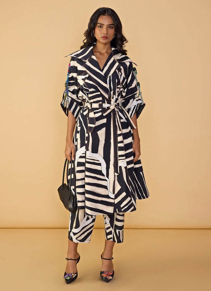 Black And White Printed Trench Coat Set Saaksha & Kinni - Fabilicious Fashion
