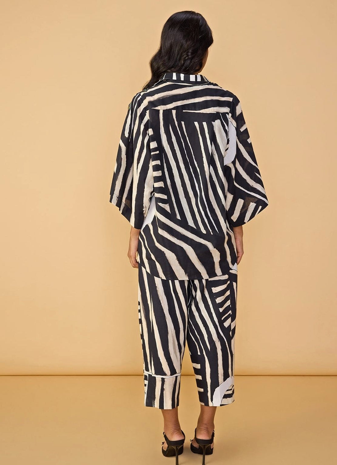 Black And White Printed Trouser Set Saaksha & Kinni - Fabilicious Fashion