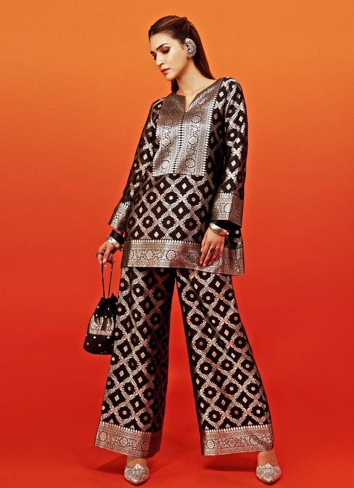 Black Banarasi Dotted Butti Silk Kurta Pants Set Sobariko - Fabilicious Fashion