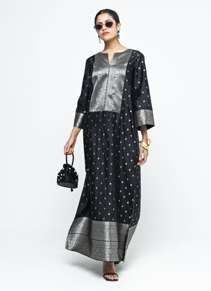 Black Butti Silk Slit Kaftan Sobariko - Fabilicious Fashion