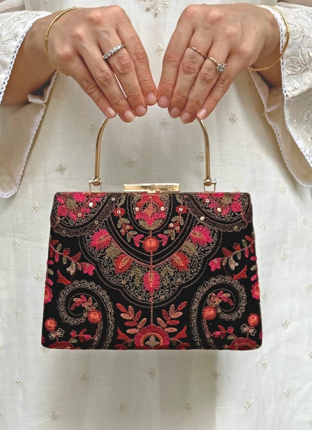 Black Embroidered Clutch AMYRA - Fabilicious Fashion