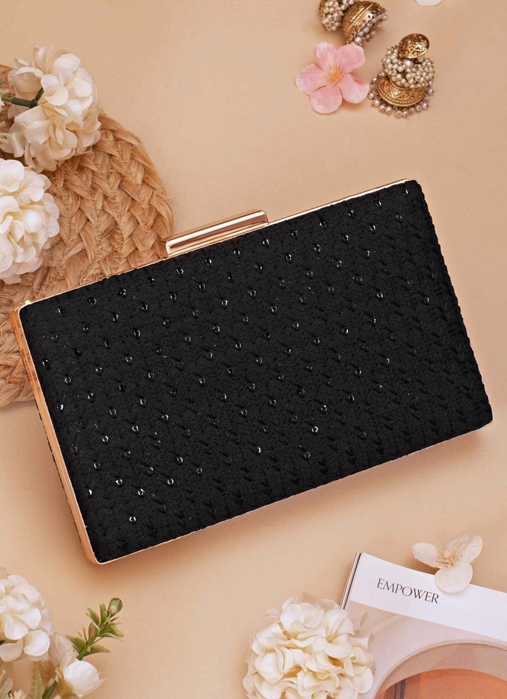 Black Embroidered Clutch AMYRA - Fabilicious Fashion