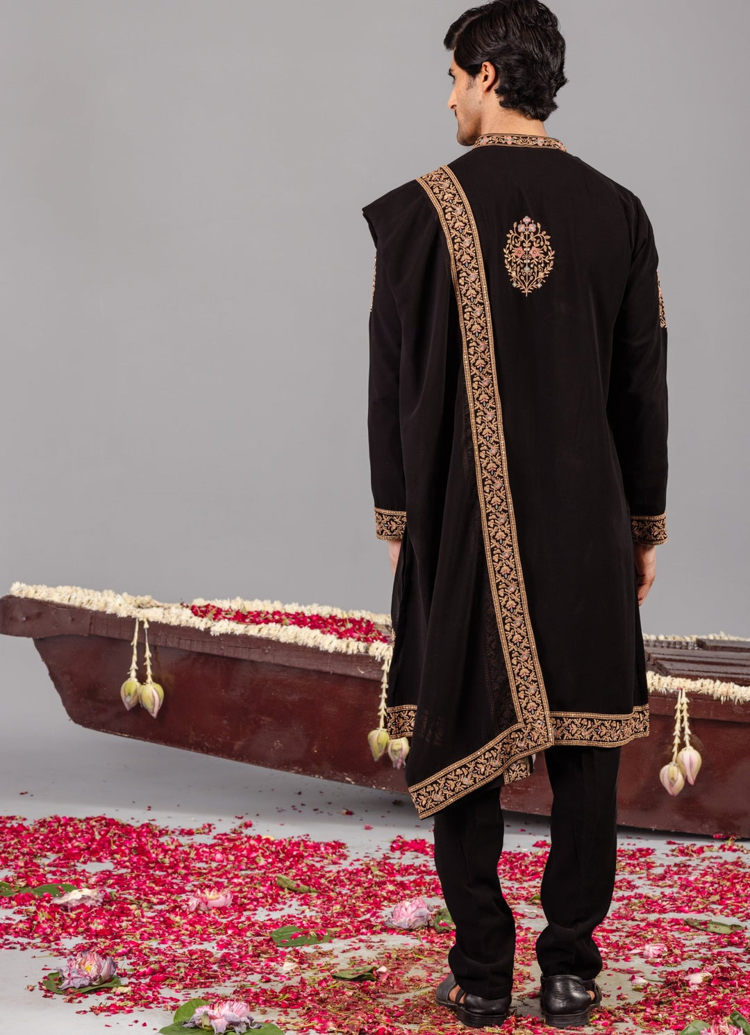 Black Embroidered Georgette Kurta Pant Set Kalpraag - Fabilicious Fashion