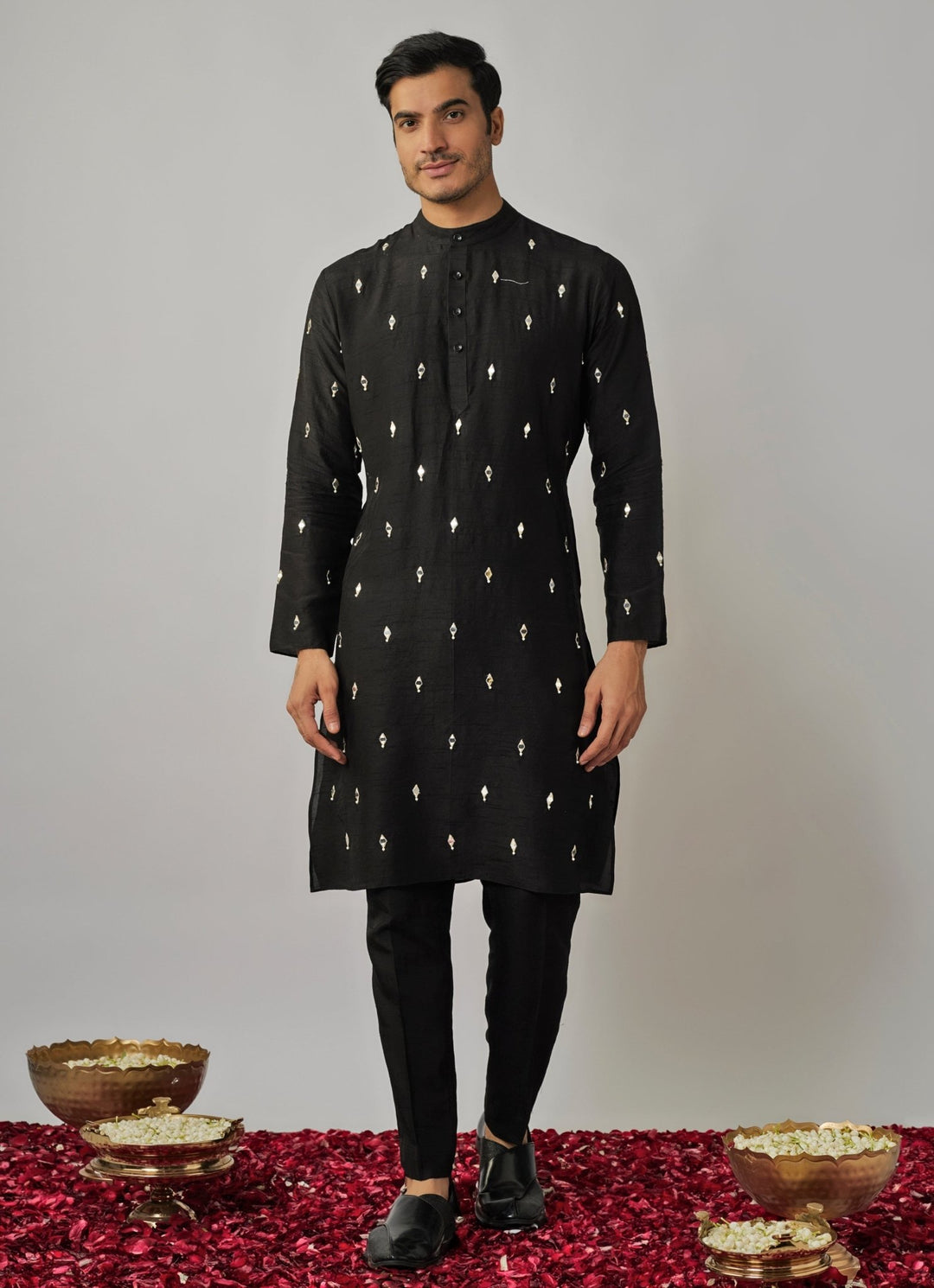 Black Embroidered Kurta Pant Set Renee Label - Men - Fabilicious Fashion