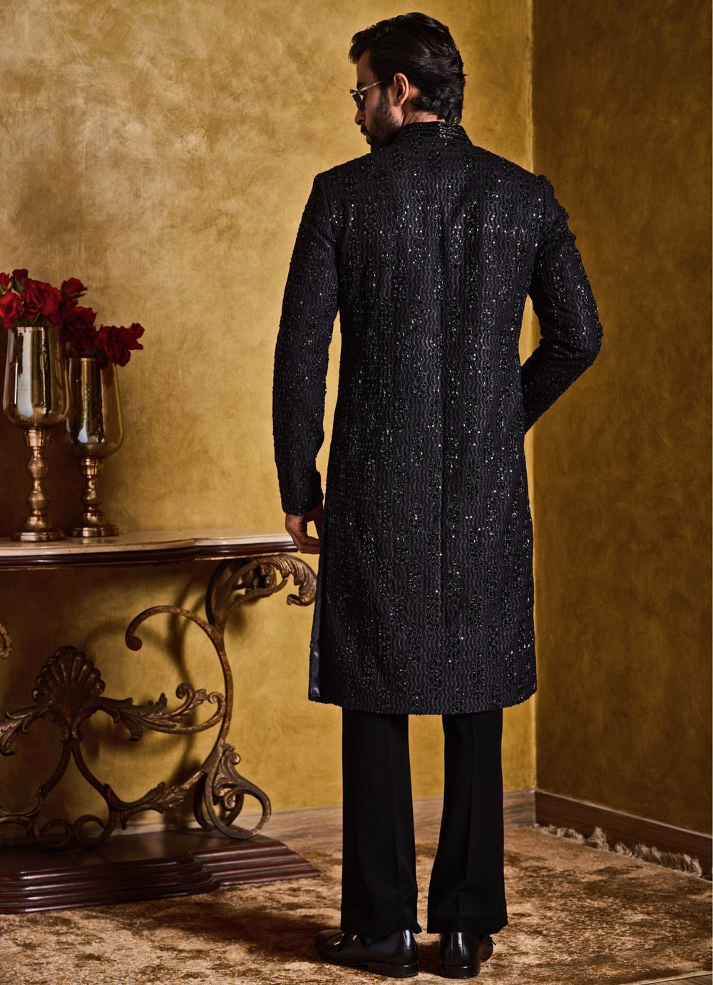 Black Embroidered Raw Silk Sherwani Set Nitika Gujral - Men - Fabilicious Fashion