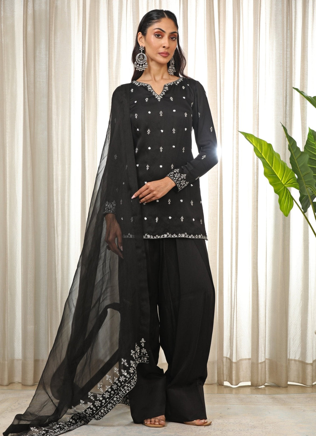 Black Embroidered Satin Kurta Salwar Set Esha Koul - Fabilicious Fashion