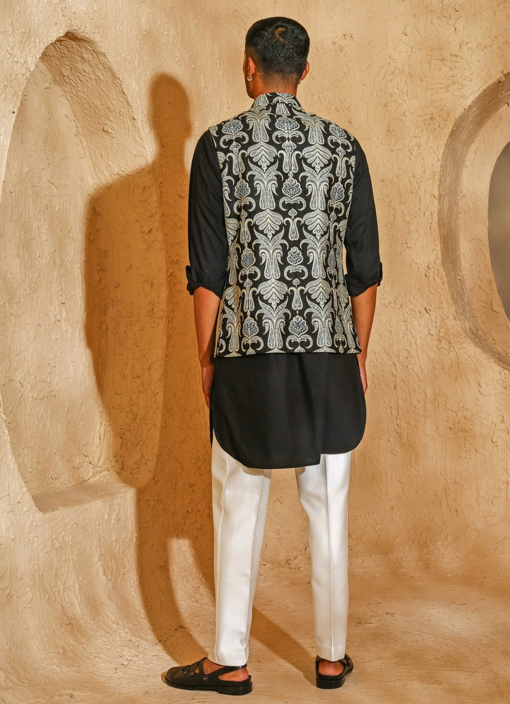 Black Embroidered Silk Blend Kurta Jacket Set Chatenya Mittal - Fabilicious Fashion