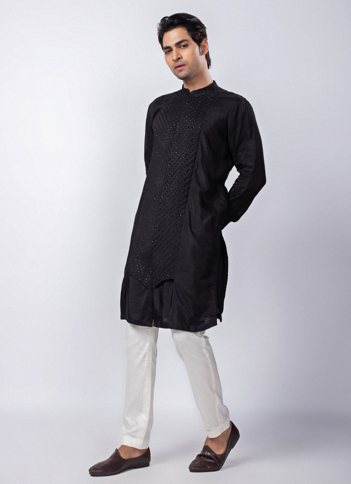 Black Embroidered Silk Kurta Pant Set Smriti - Fabilicious Fashion