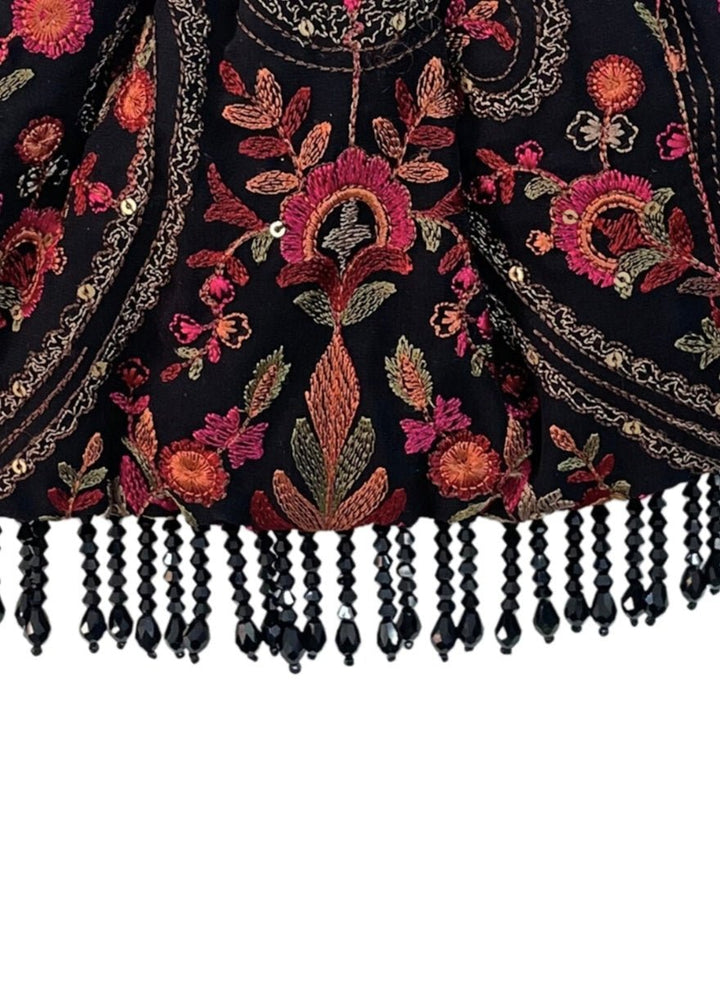 Black Embroidered Vintage Purse AMYRA - Fabilicious Fashion