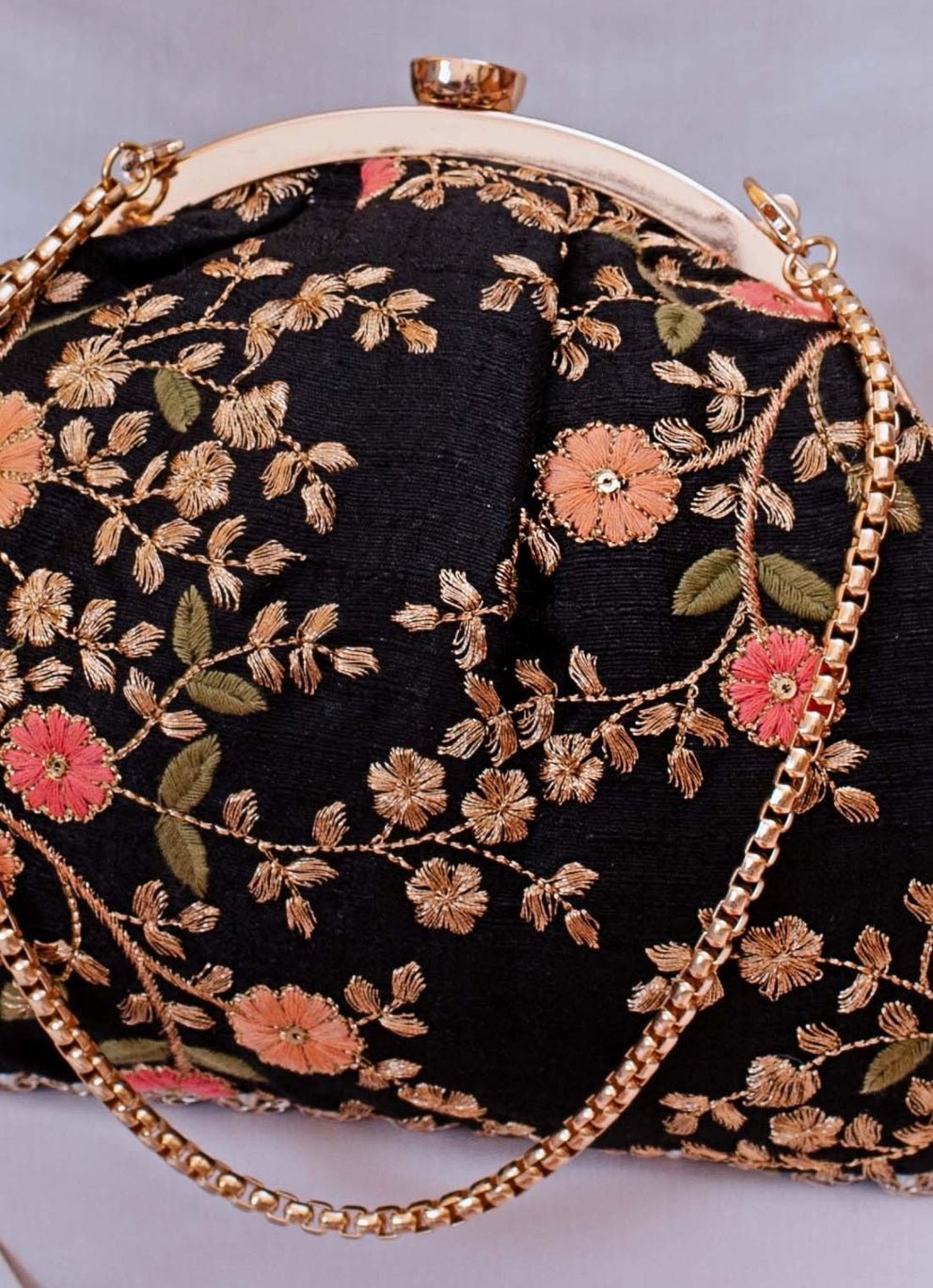 Black Embroidered Vintage Purse AMYRA - Fabilicious Fashion