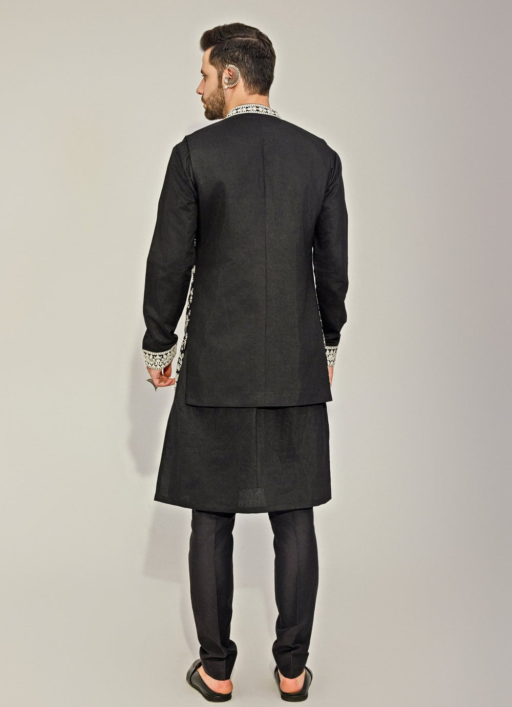 Black Embroidery Silk Kurta Jacket Set Chatenya Mittal - Fabilicious Fashion