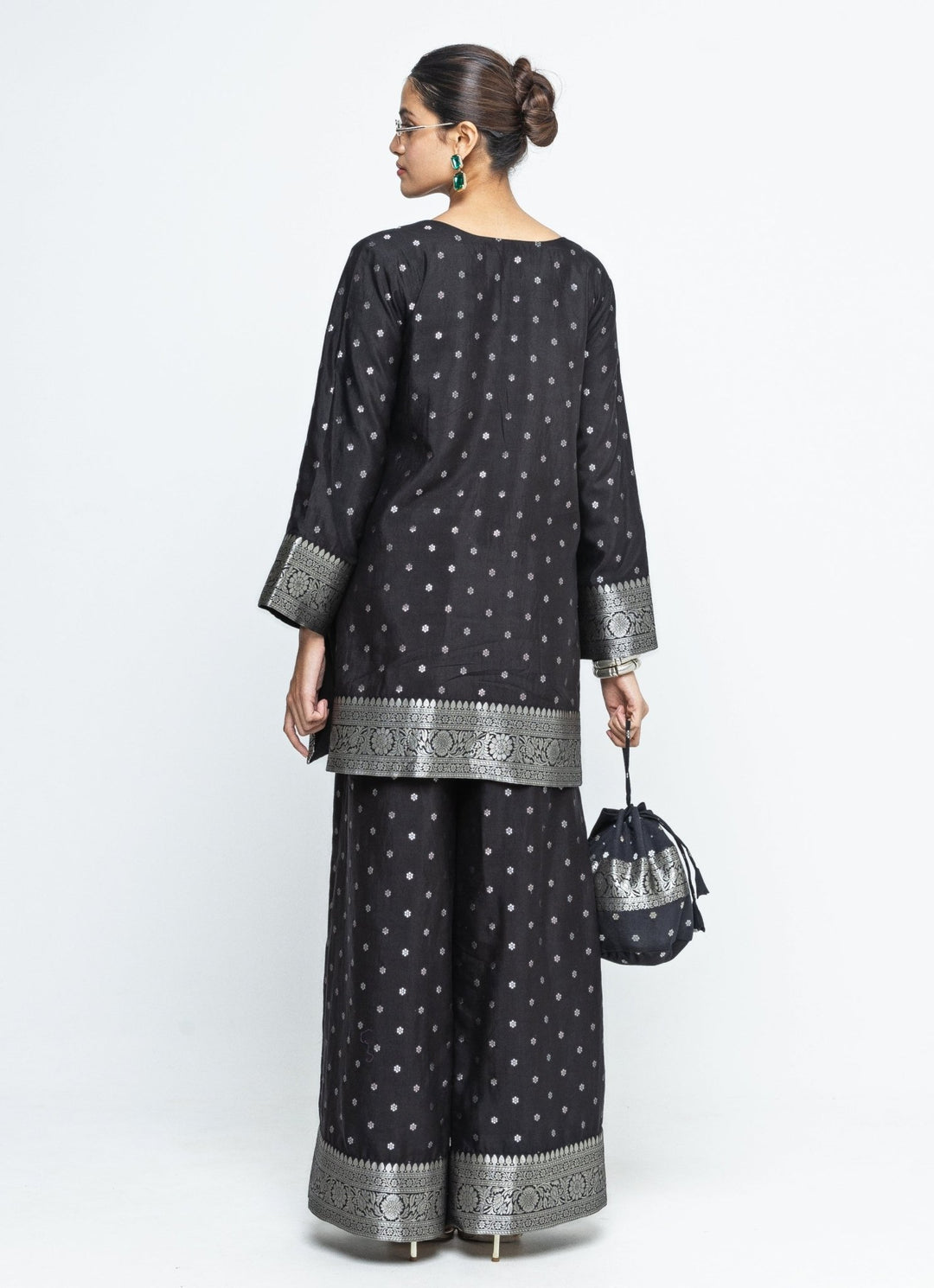 Black Floral Butti Silk Kurta Pants Set Sobariko - Fabilicious Fashion