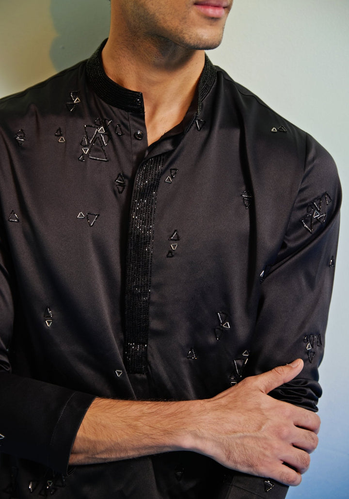 Black Geometric Embroidered Kurta Set Contrast by Parth - Fabilicious Fashion