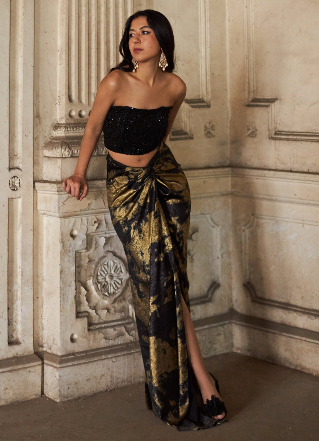 Black Metallic Knot Skirt With Baroque Corset Duara - Fabilicious Fashion