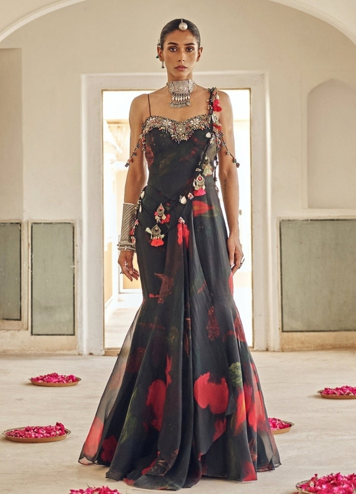 Juhi Bengani Black Printed Organza Pre-Draped Saree With CorsetFabilicious Fashion