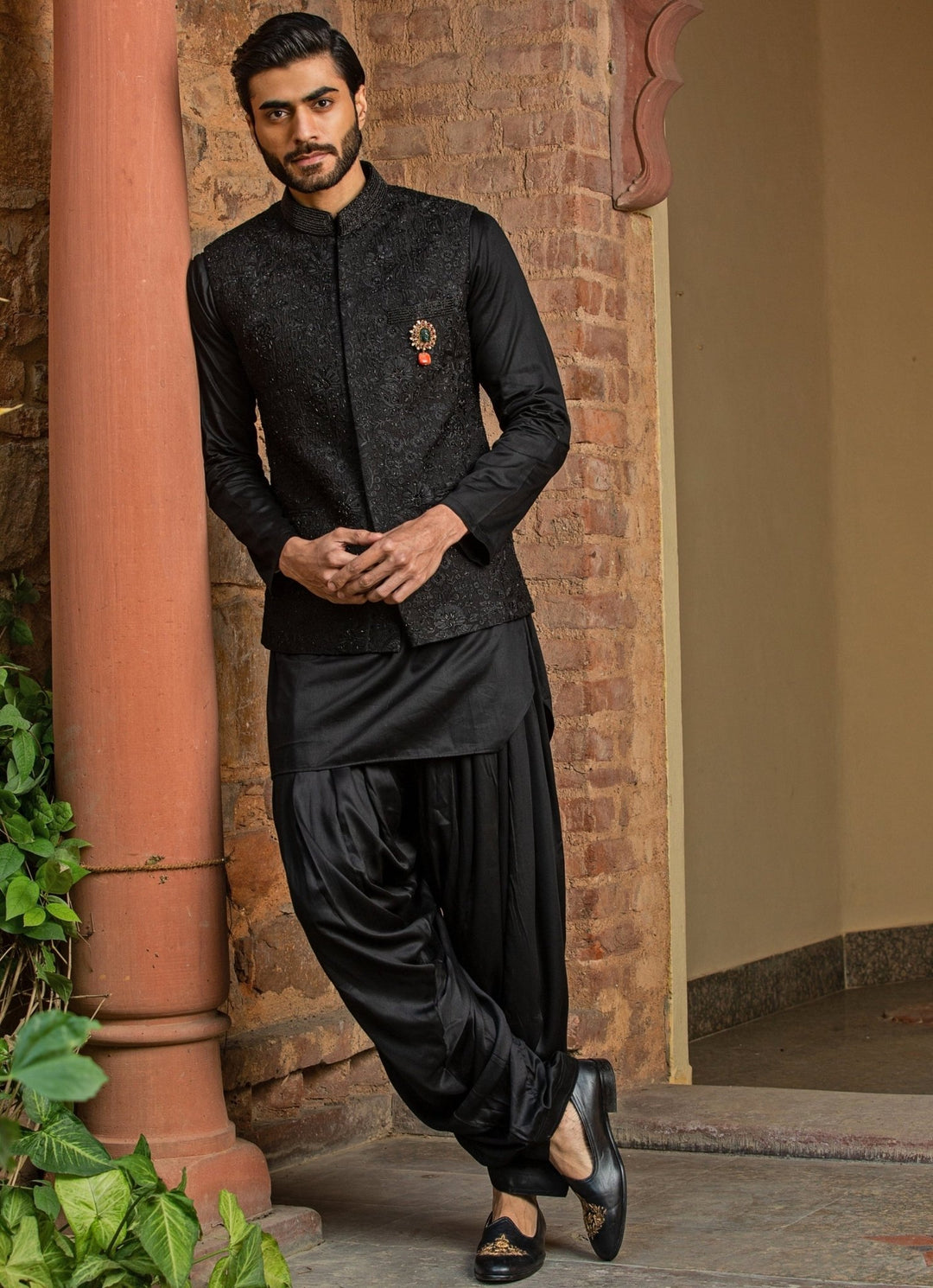 Black Raw Silk Nehru Jacket Set Nitika Gujral - Men - Fabilicious Fashion
