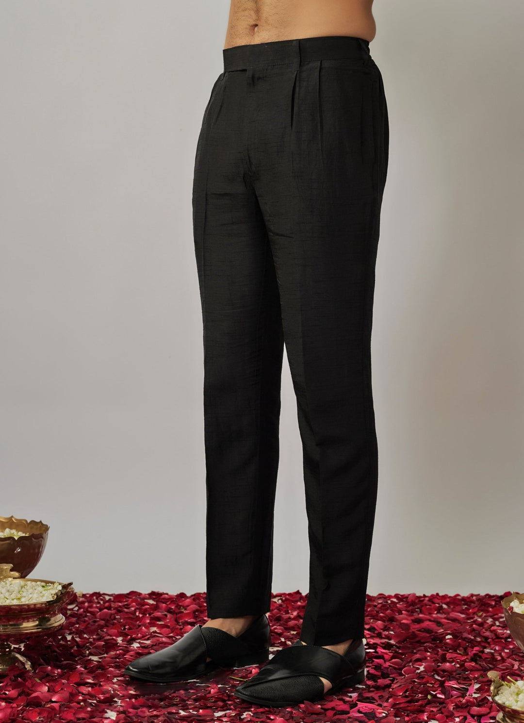 Black Sequin Embroidered Sherwani Set Renee Label - Men - Fabilicious Fashion