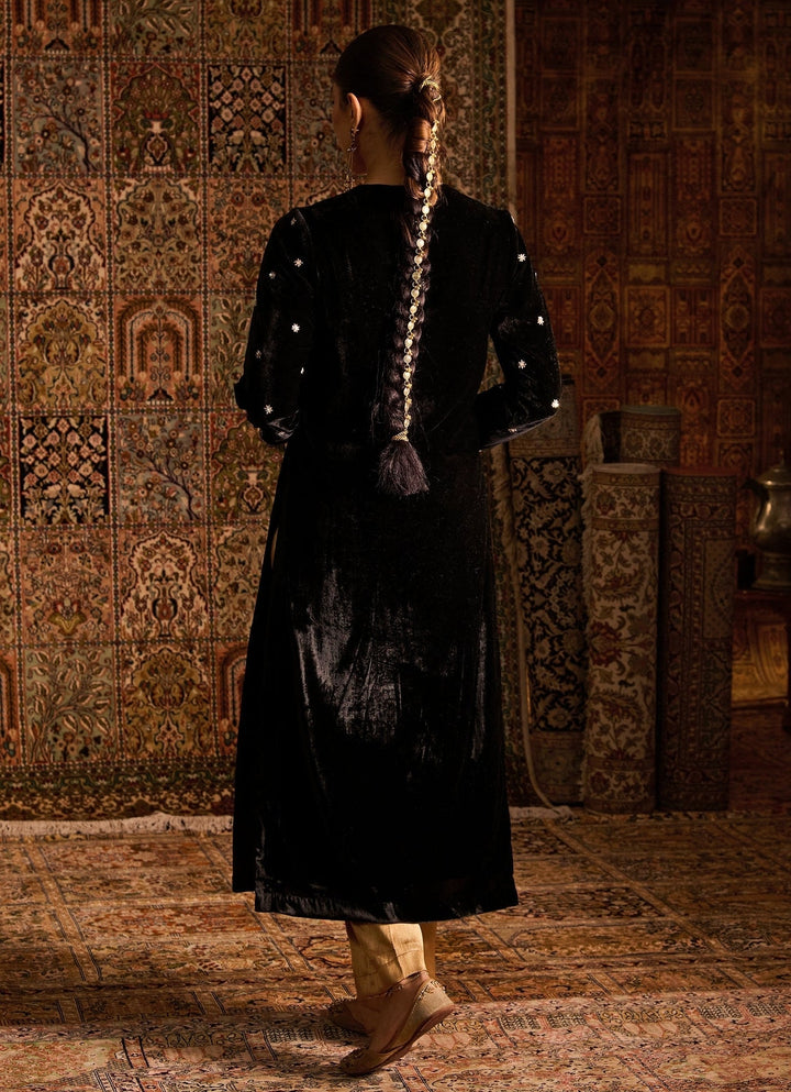 Zoon Tribe Black Velvet Kurta Pants Set With Contrast DupattaFabilicious Fashion