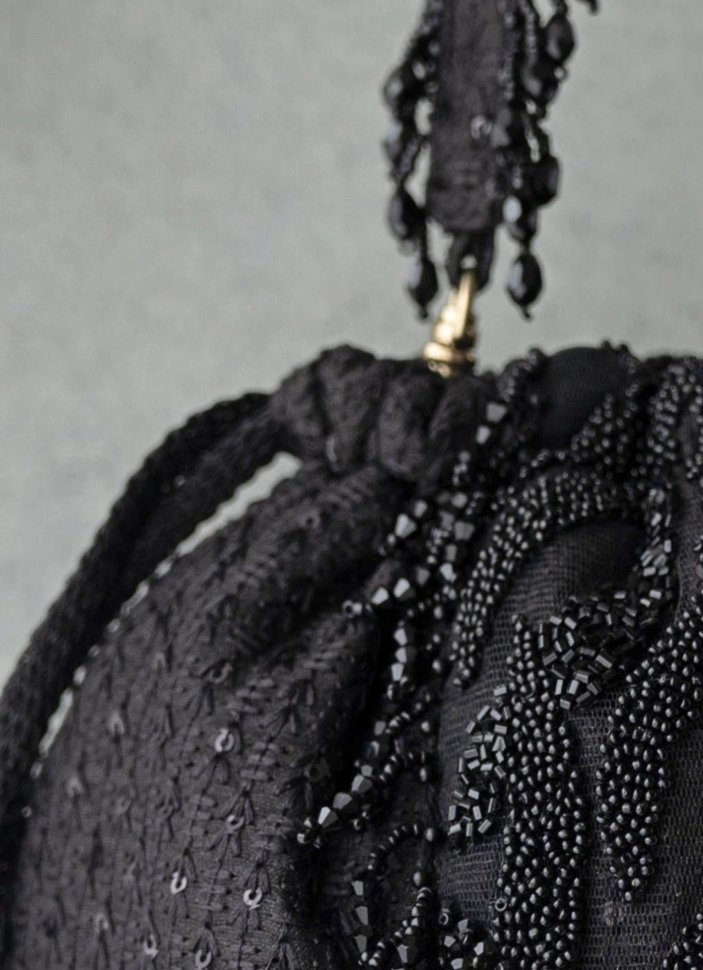 Black Woven Bucket Bag AMYRA - Fabilicious Fashion