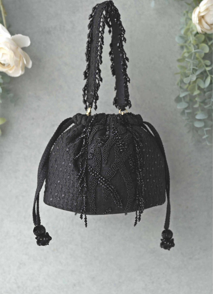 Black Woven Bucket Bag AMYRA - Fabilicious Fashion