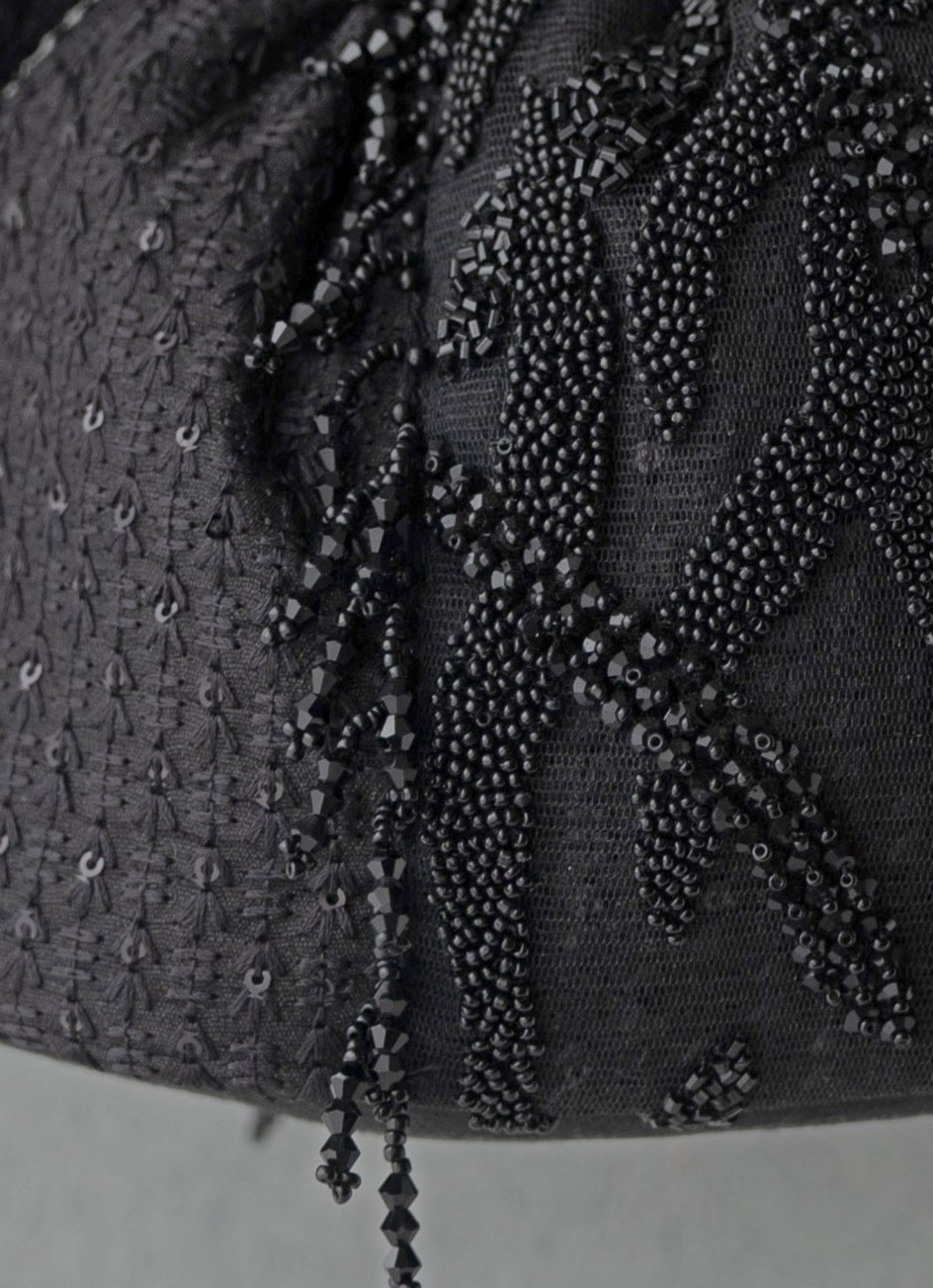 Black Woven Bucket Bag AMYRA - Fabilicious Fashion