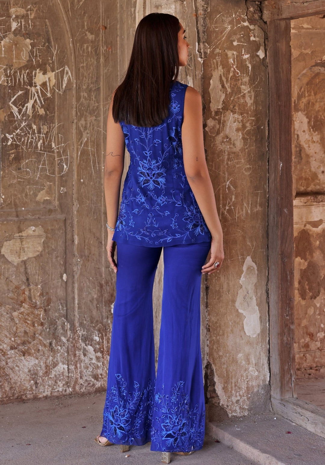 Blue Hand Embroidered Short Kurta set Seema Thukral - Fabilicious Fashion