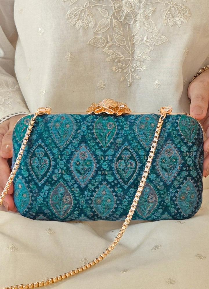Blue Pashmina Cashmere Clutch Amyra - Fabilicious Fashion