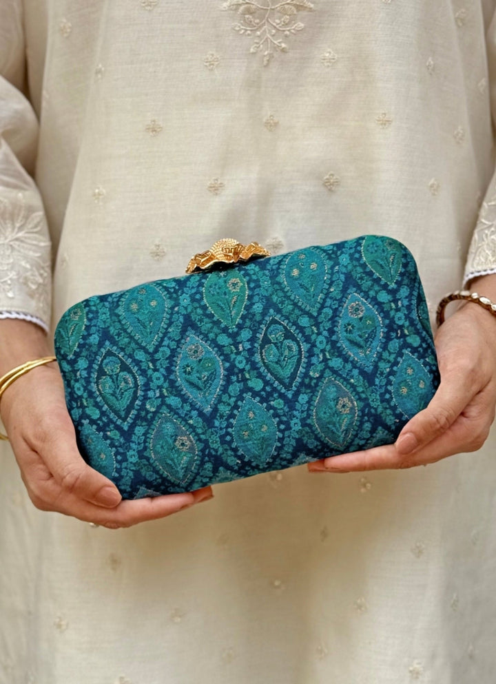 Blue Pashmina Cashmere Clutch Amyra - Fabilicious Fashion
