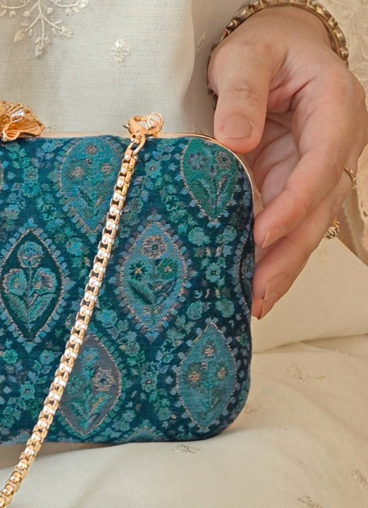 Blue Pashmina Cashmere Clutch Amyra - Fabilicious Fashion