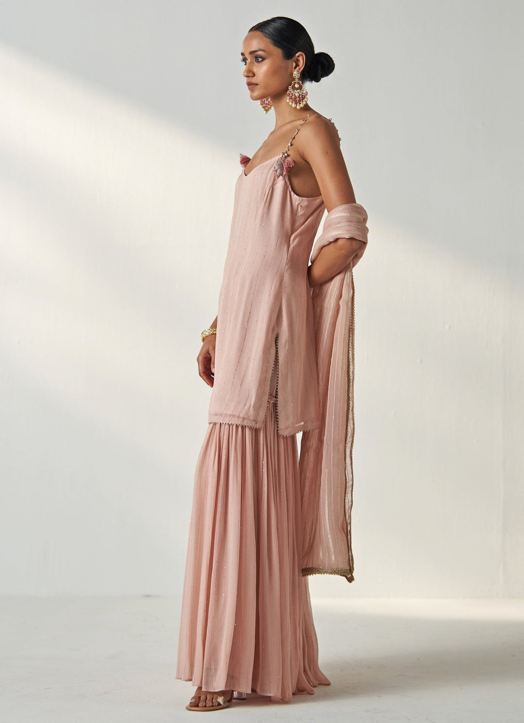 Blush Pink Embroidered Organza Kurta Pant Set Studio Bagechaa - Fabilicious Fashion