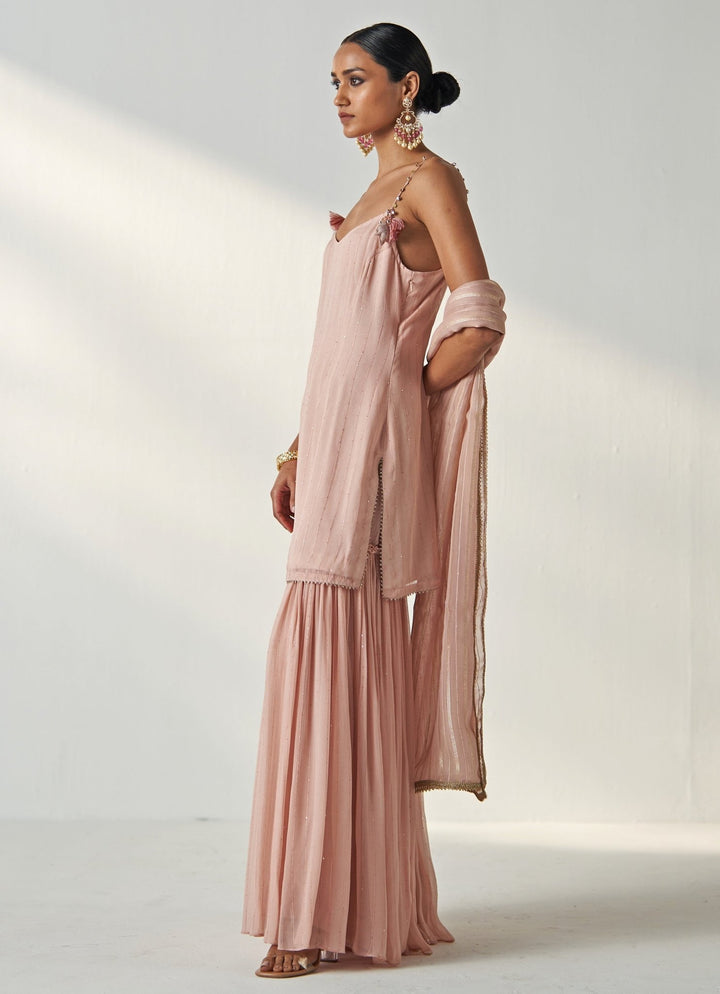 Blush Pink Embroidered Organza Kurta Pant Set Studio Bagechaa - Fabilicious Fashion