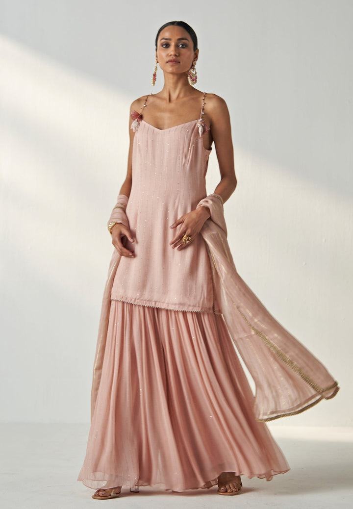 Blush Pink Embroidered Organza Kurta Pant Set Studio Bagechaa - Fabilicious Fashion