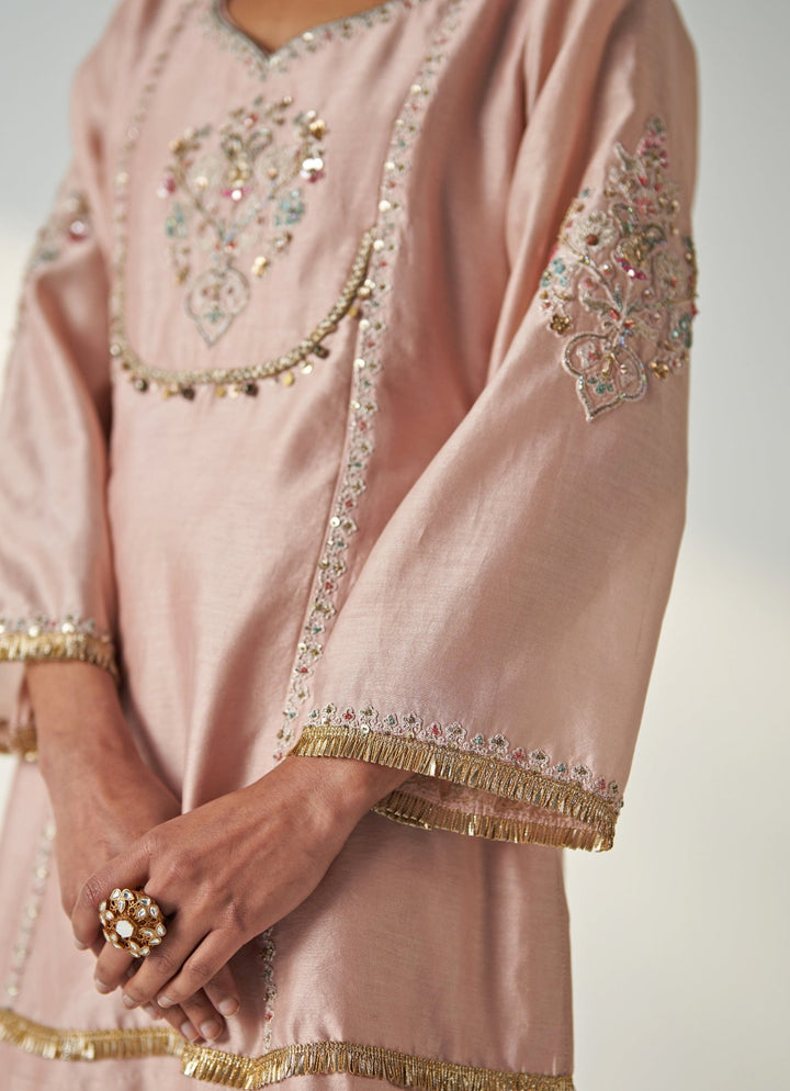 Blush Pink Tulip Embroidered Chanderi Kurta Pants Set Studio Bagechaa - Fabilicious Fashion