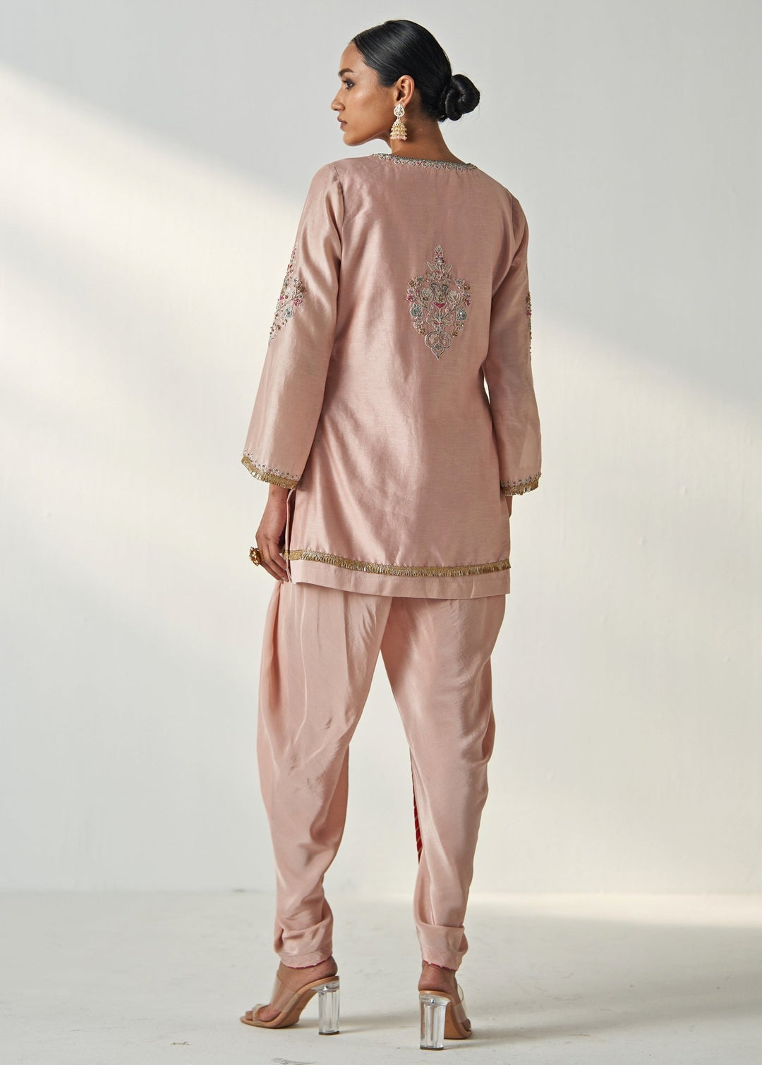 Blush Pink Tulip Embroidered Chanderi Kurta Pants Set Studio Bagechaa - Fabilicious Fashion