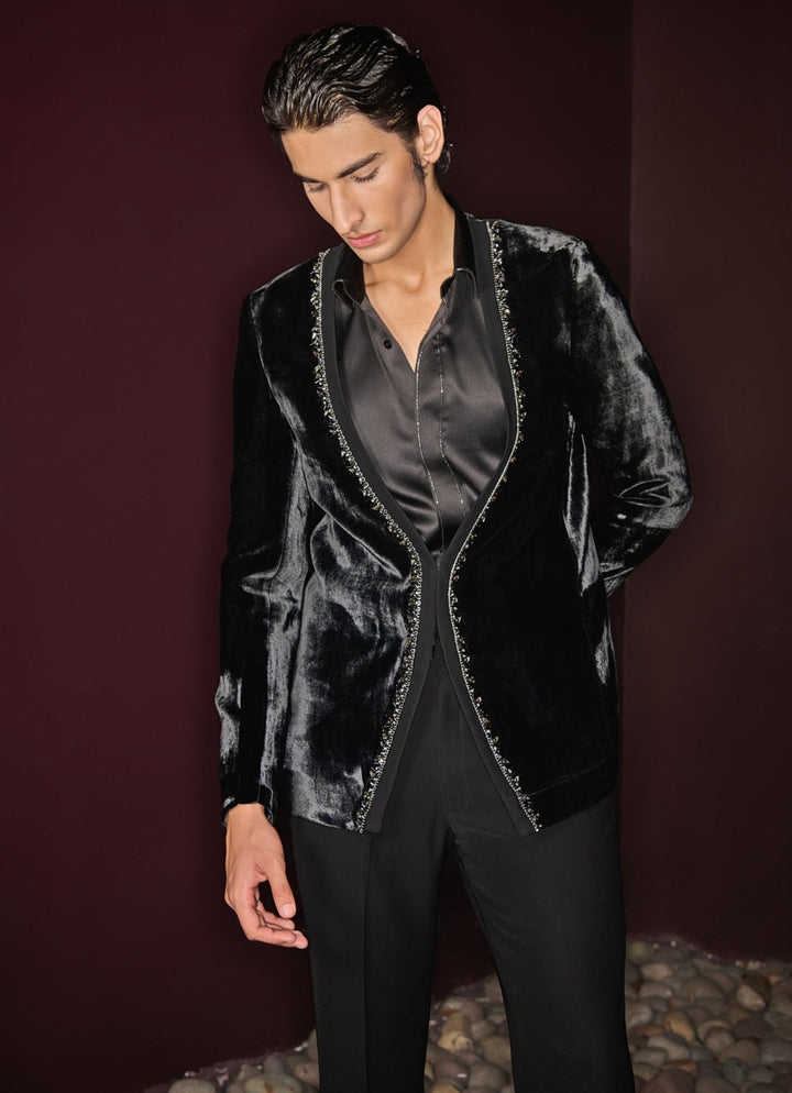 Broad Neck Black Embroidered Tuxedo Set Contrast By Parth - Fabilicious Fashion