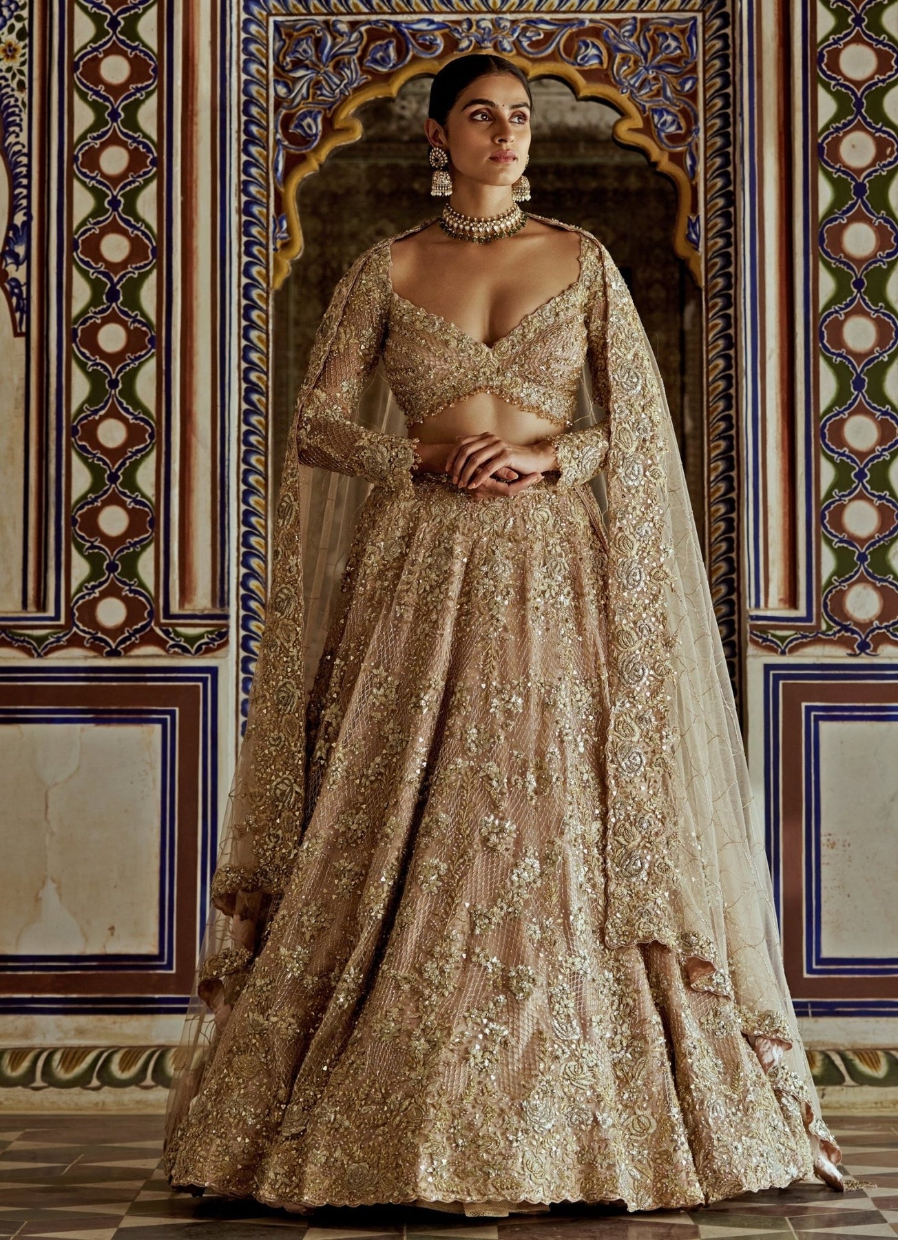 Gold Lehenga Suits Price Pakistani Bridal Dress Peach Gowns And Lehengas Champagne Gold Embroidered Lehenga Set Nitika Gujral- Fabilicious Fashion Gold Lehenga Suits Price Pakistani Bridal Dress Peach Gowns And Lehengas Champagne Gold Embroidered Lehenga Set Nitika Gujral- Fabilicious Fashion