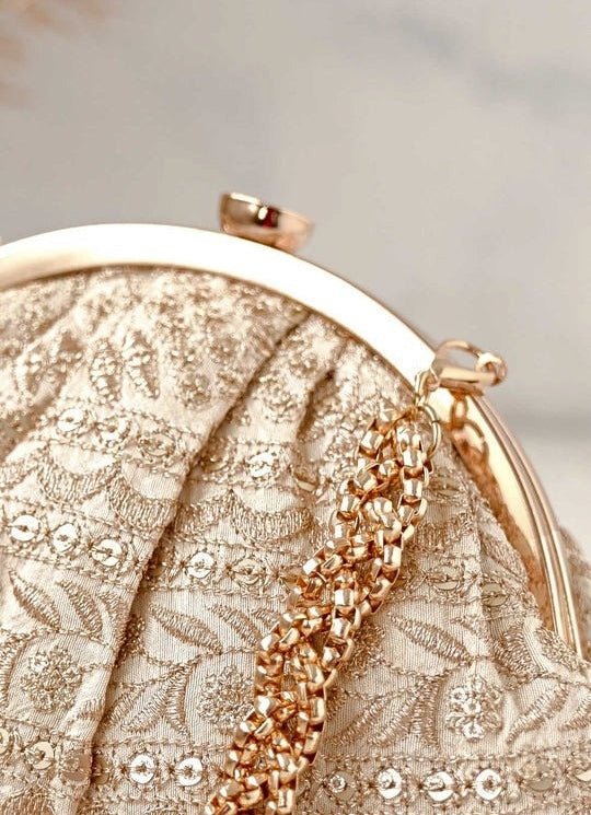 Cream Embroidered Vintage Purse AMYRA - Fabilicious Fashion