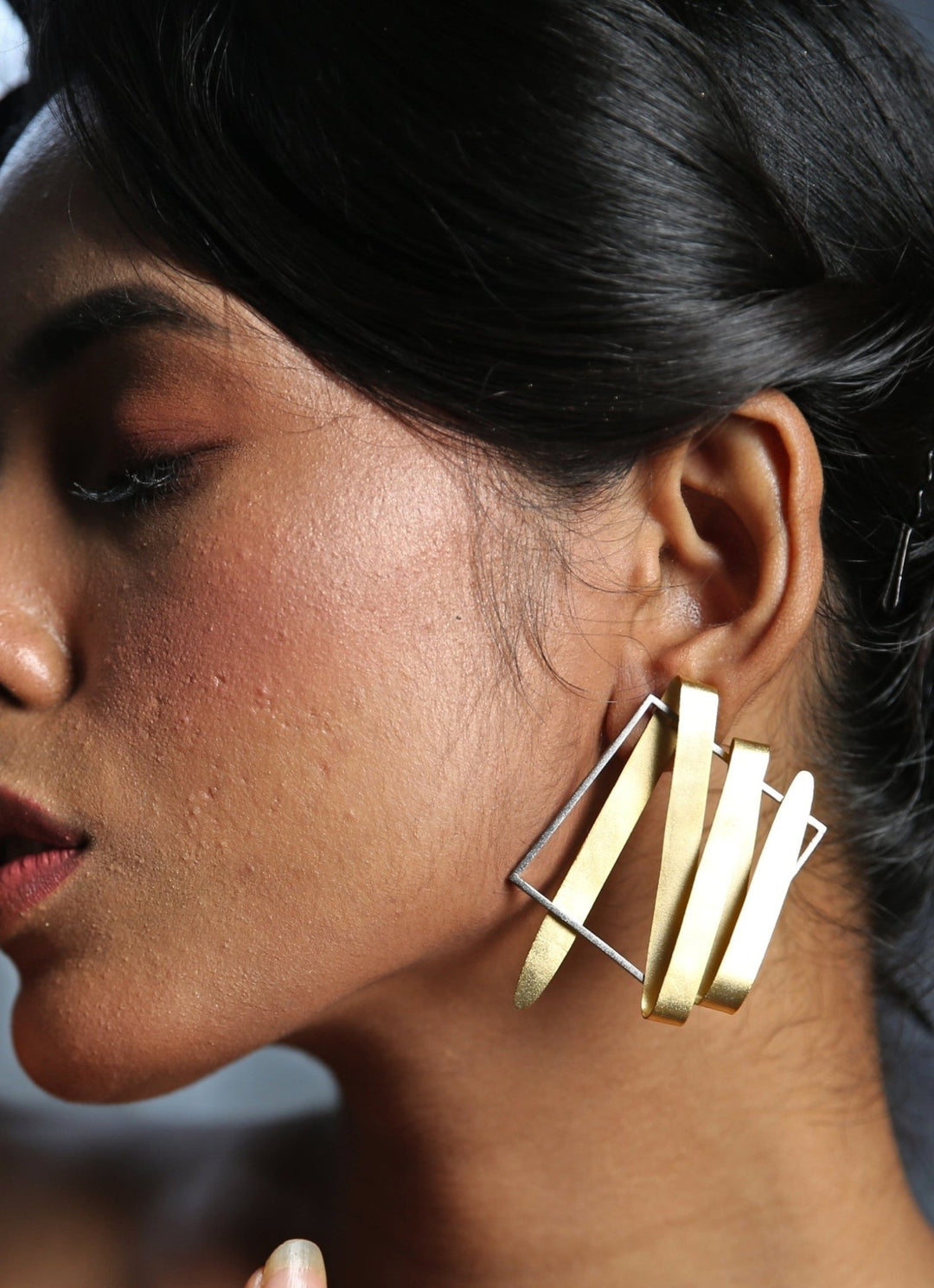 Dual color Finish Stud Earrings Zaza By Somya - Fabilicious Fashion