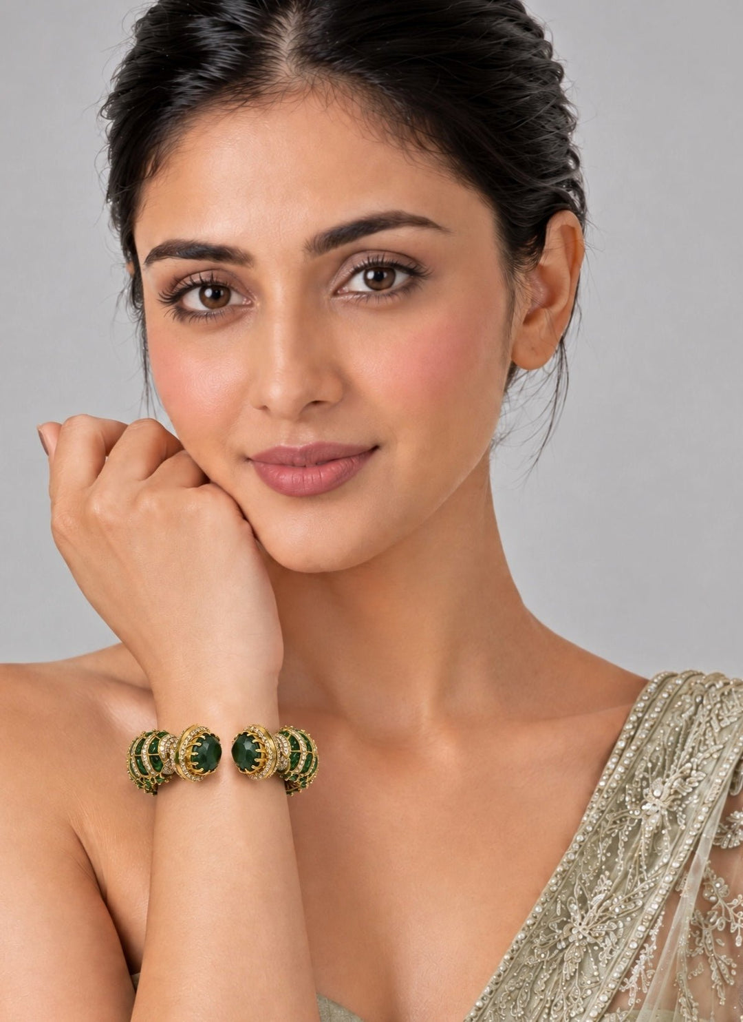 Vivinia By Vidhi Mehra Emerald Cluster Moissanite Polki KadaFabilicious Fashion