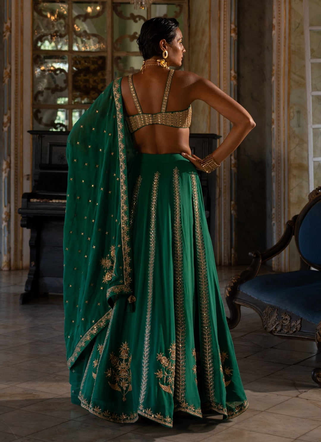 Emerald Green Embroidered Organza Lehenga Set Paulmi and Harsh - Fabilicious Fashion