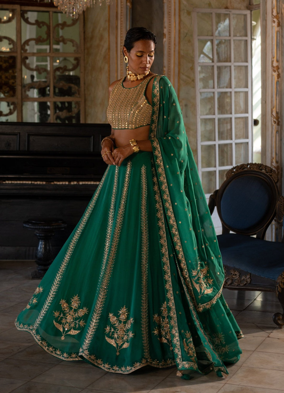 Emerald Green Embroidered Organza Lehenga Set Paulmi and Harsh - Fabilicious Fashion