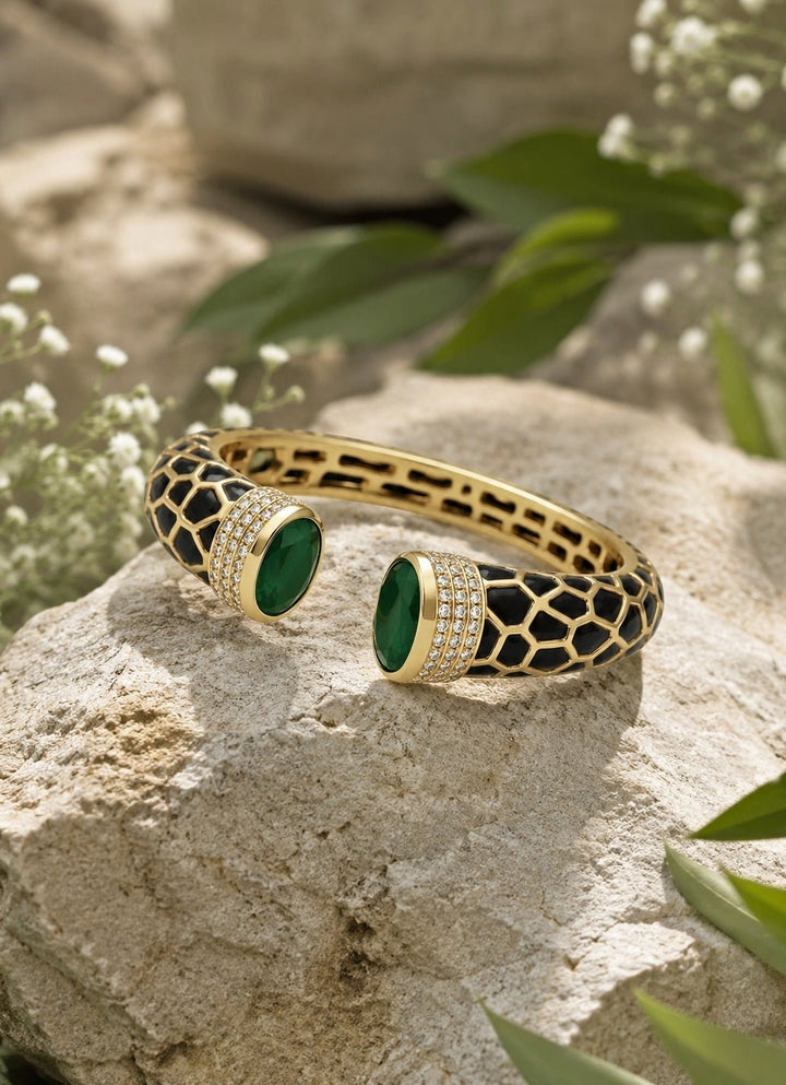 Vivinia By Vidhi Mehra Emerald Green Noir Enamel KadaFabilicious Fashion