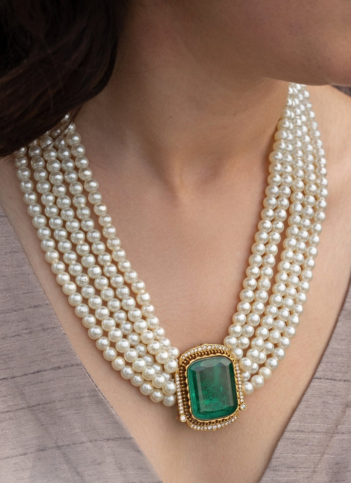 Do Taara Emerald Green Pearl NecklaceFabilicious Fashion