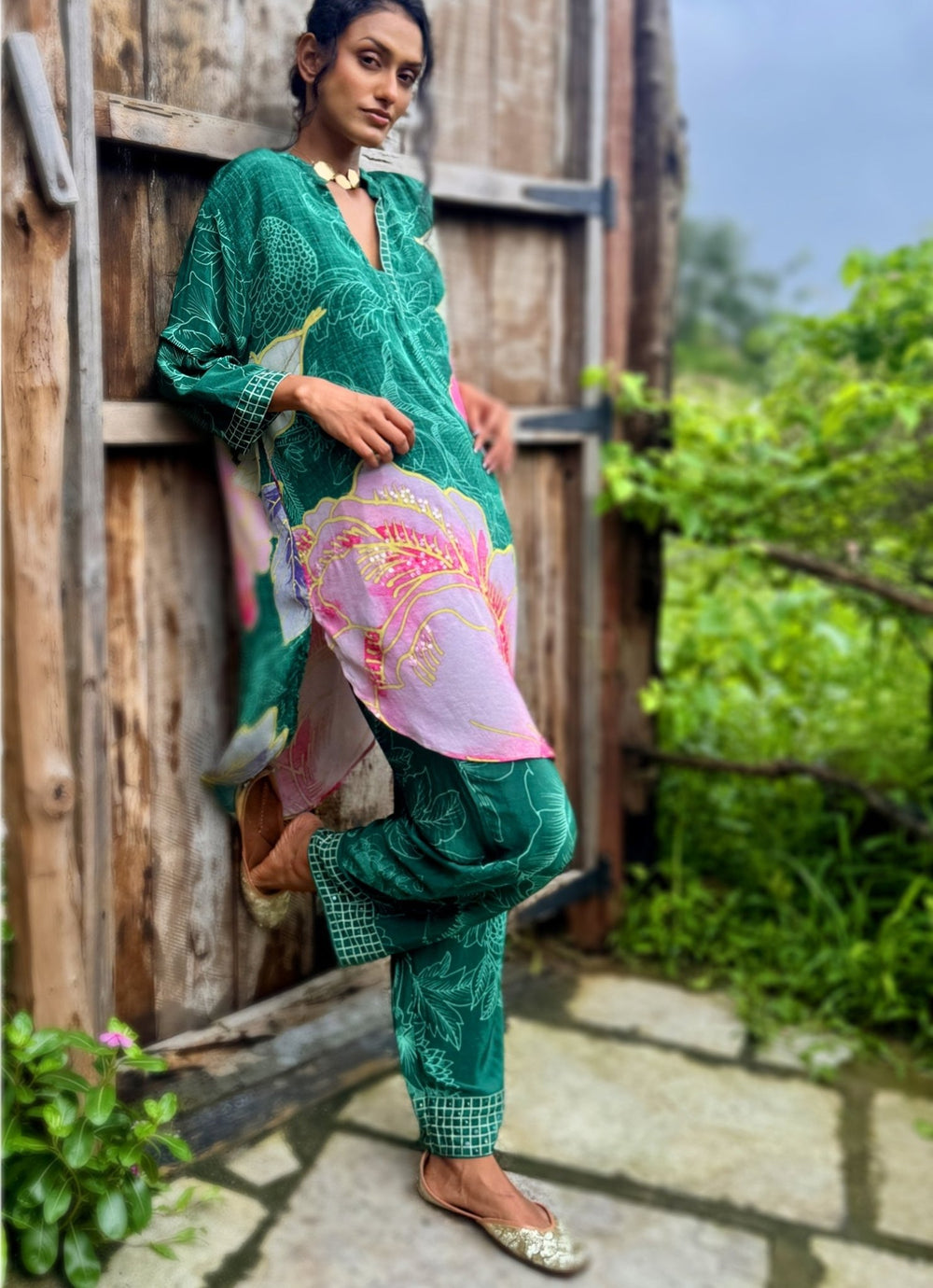 Forest Green Crepe Kurta Pant Set Basil Leaf - Fabilicious Fashion
