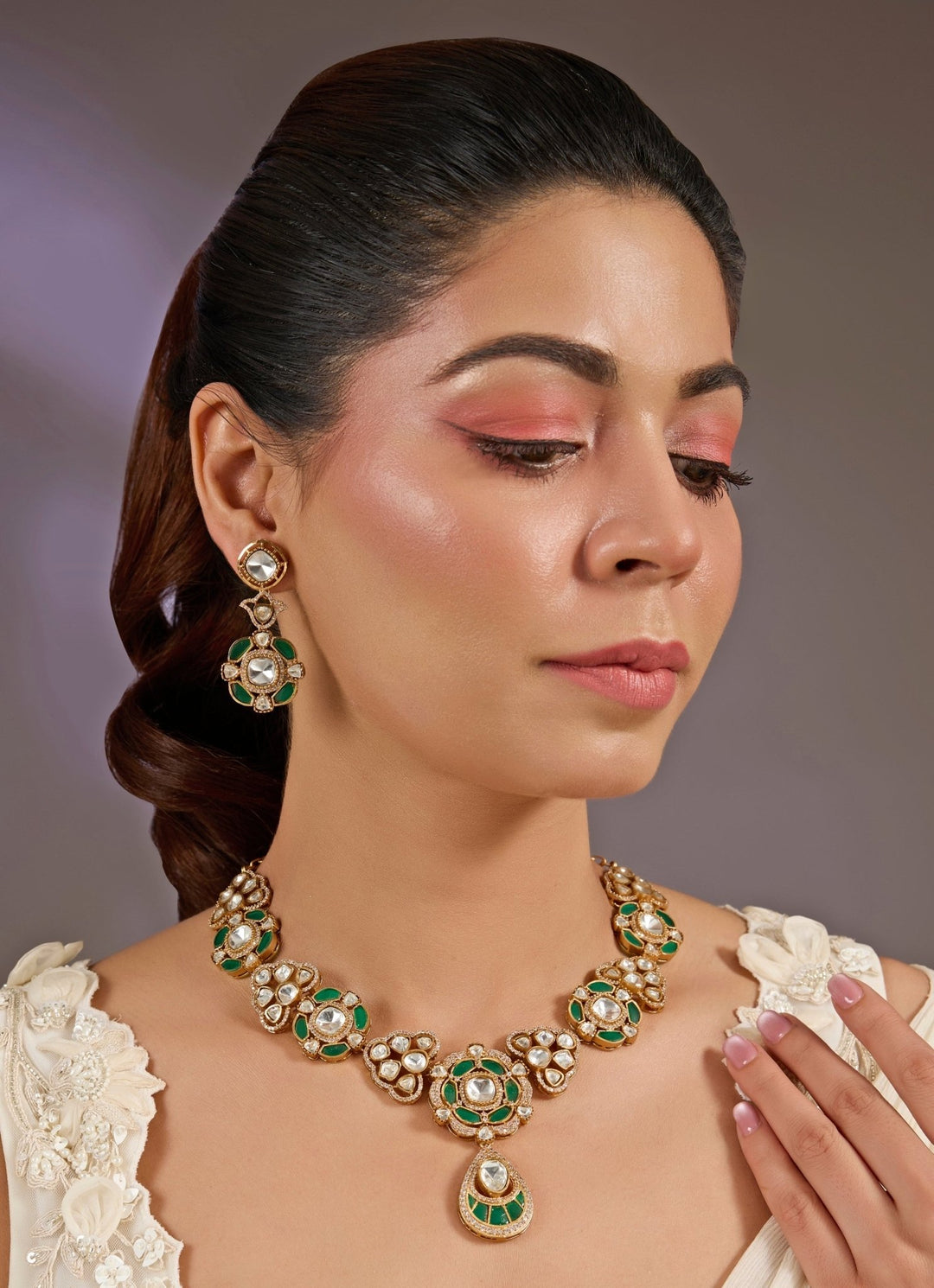 Gold And Emerald Green Kundan Necklace Set Vivinia By Vidhi Mehra - Fabilicious Fashion