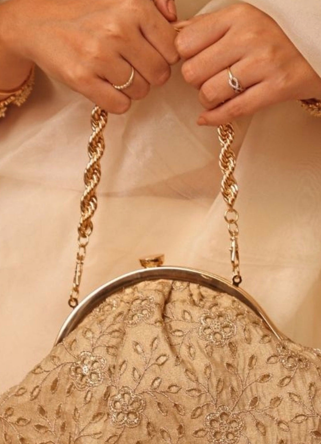 Amyra Gold Cutwork Vintage PurseFabilicious Fashion