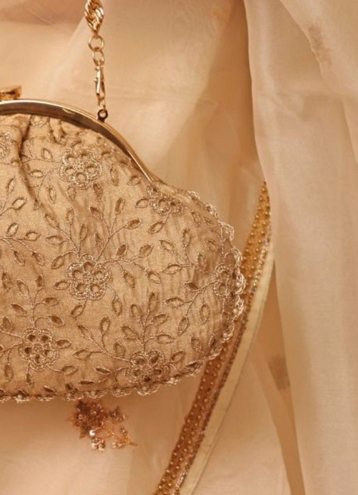 Amyra Gold Cutwork Vintage PurseFabilicious Fashion