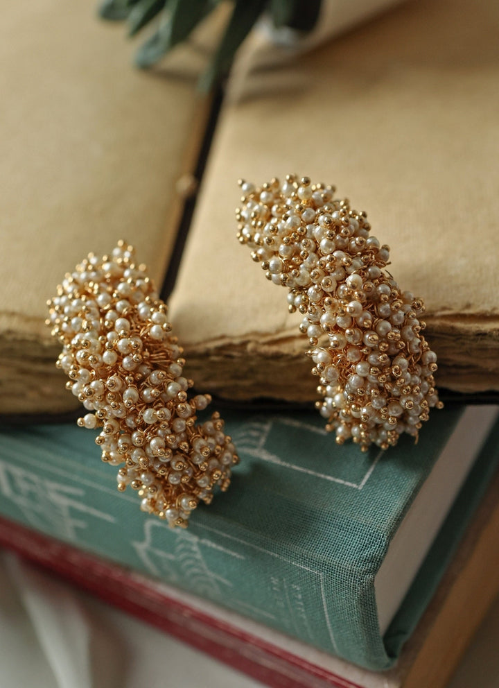 Do Taara Gold Dreamy Pearl EarringsFabilicious Fashion